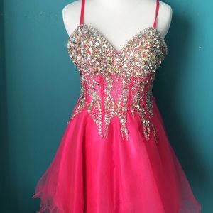 Short homecoming/prom/sweet 16 dress